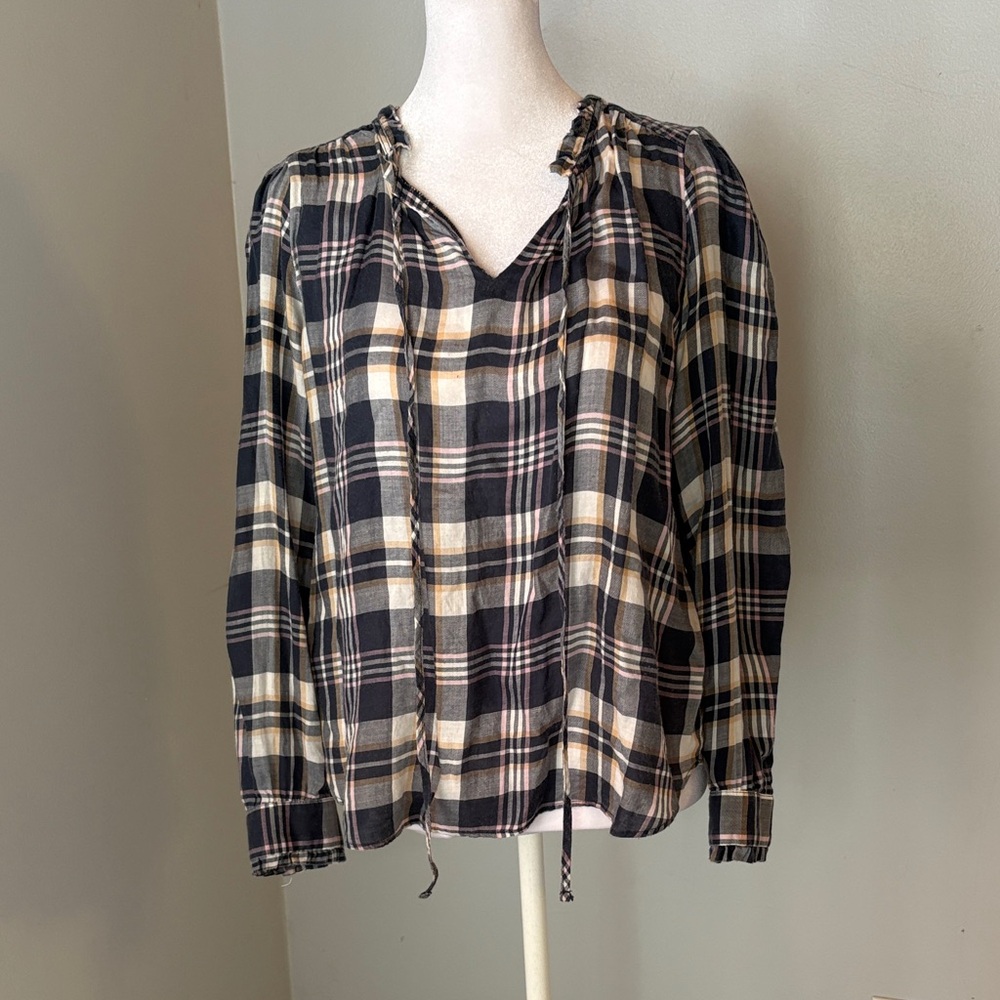 [LOFT] Navy/Cream Plaid Blouse - Size Small